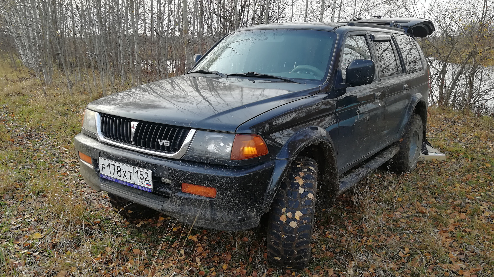Pajero sport 1998. Митсубиси паджеро спорт 1998. Mitsubishi montero sport 1998. Pajero sport 1998. Mitsubishi pajero sport 1998.