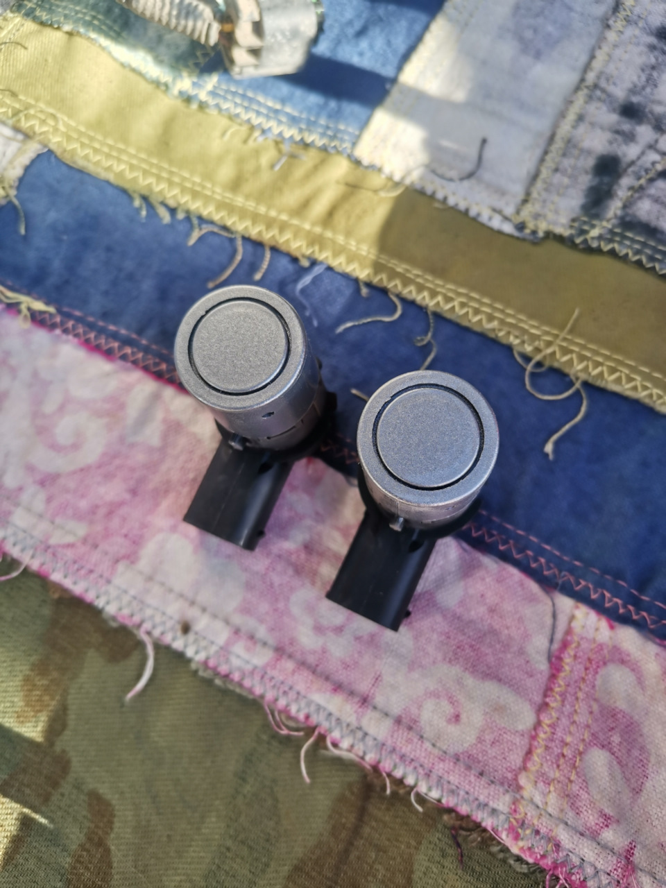 Замена датчиков парктроника — Volvo V50, 2,4 л, 2009 года | своими ...