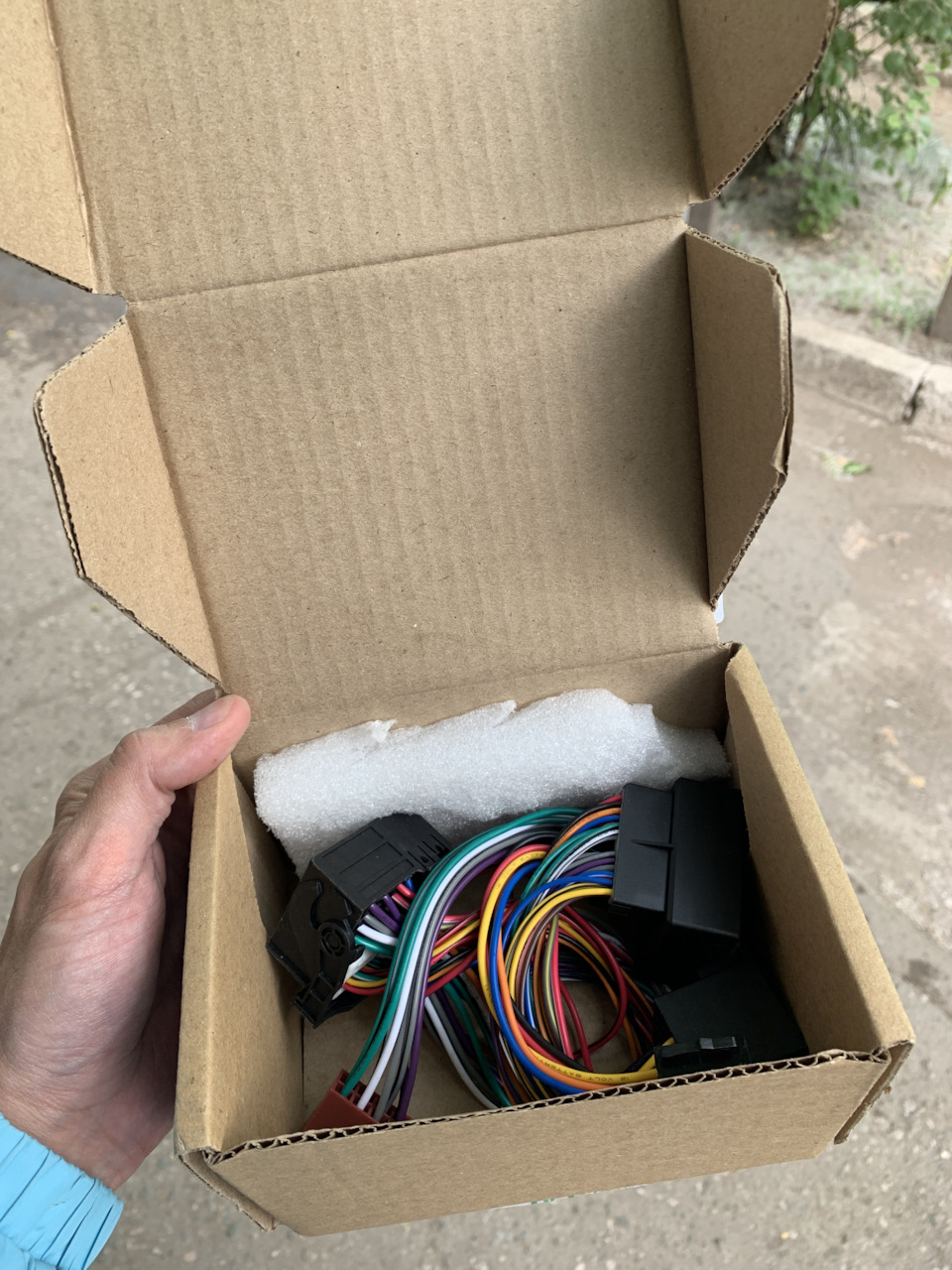 Установка усилителя Vibe powerbox 65.4m-v7 — BMW 3 series (F30), 2 л ...