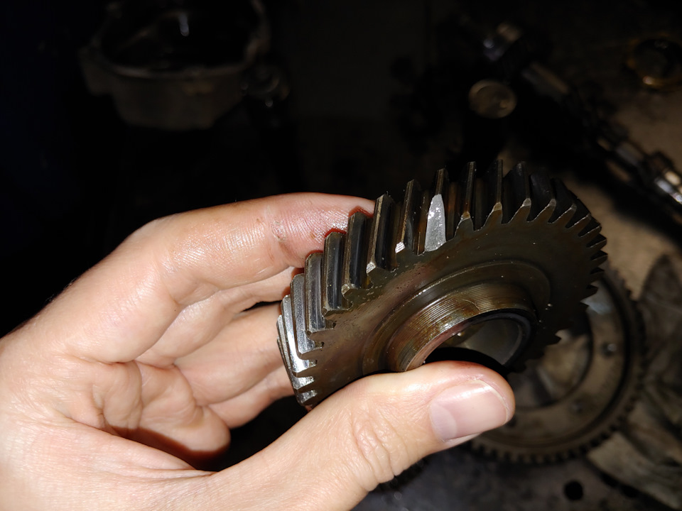 Поломка вторичного вала 18 ряда КПП — Lada Приора седан, 1,8 л, 2009 ...