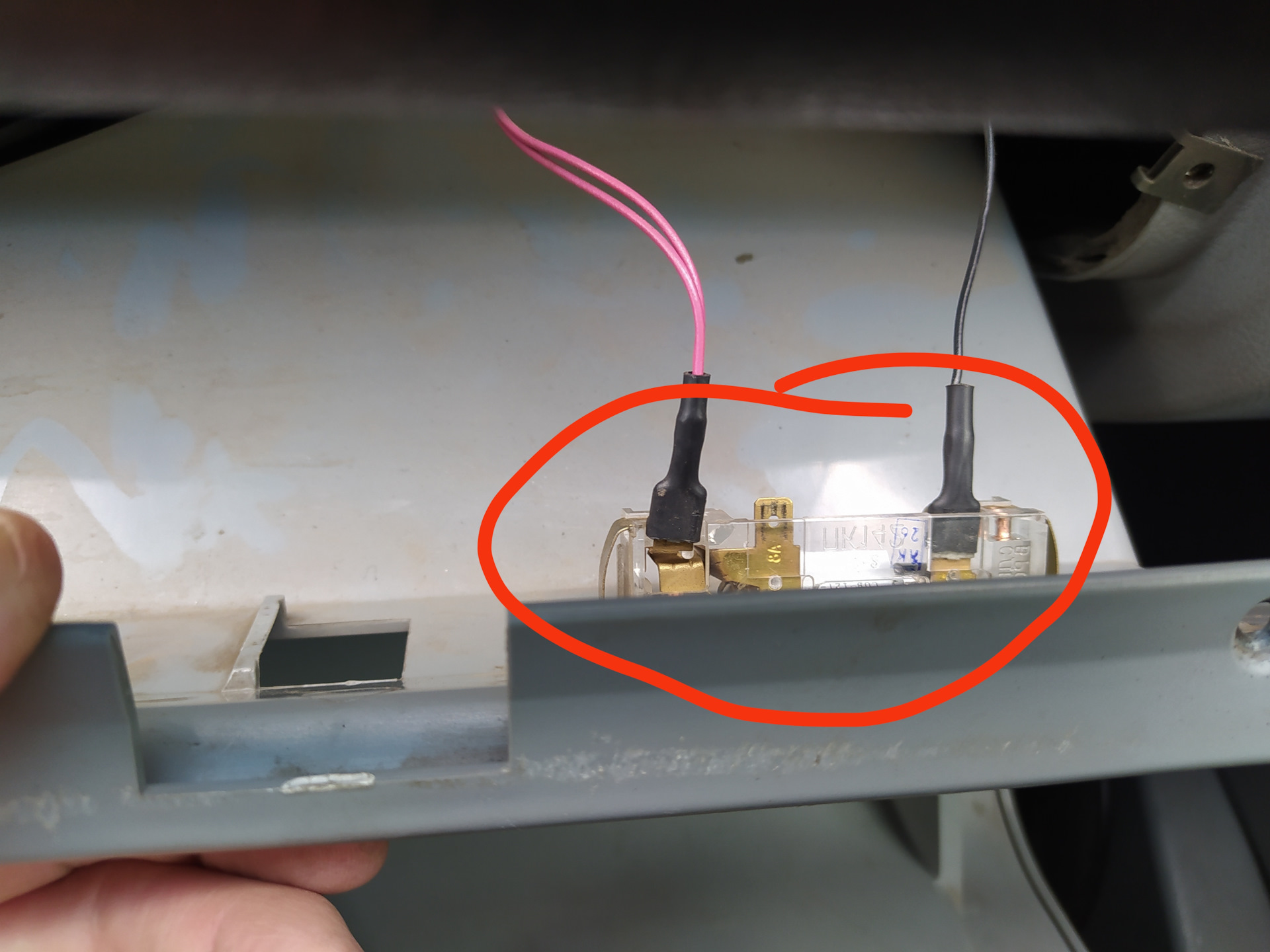 Замена салонного фильтра УАЗ Патриот 2008г — УАЗ Patriot, 2,7 л, 2008 ...