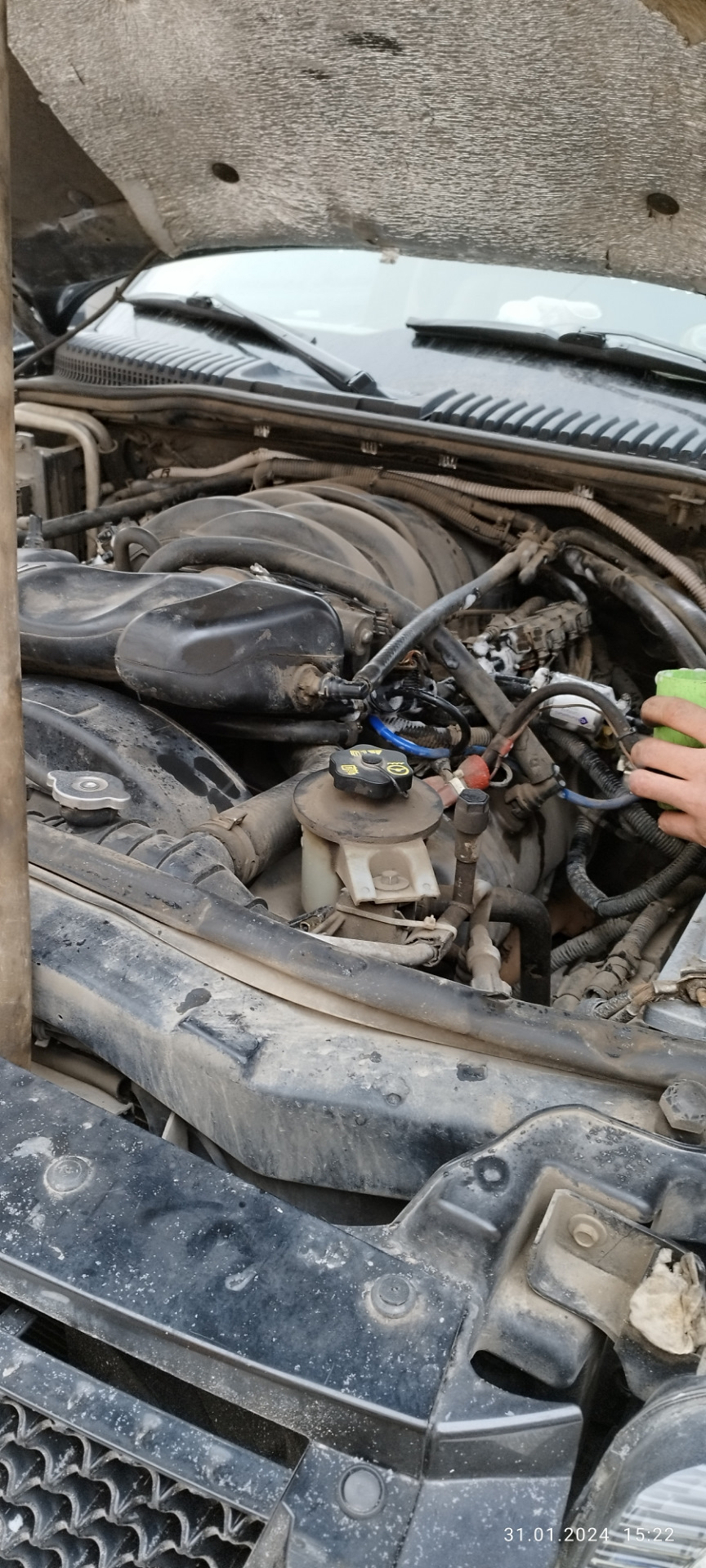 Замена шлангов ГБО и датчика давления — Ford Explorer (4G), 4,6 л, 2007 ...