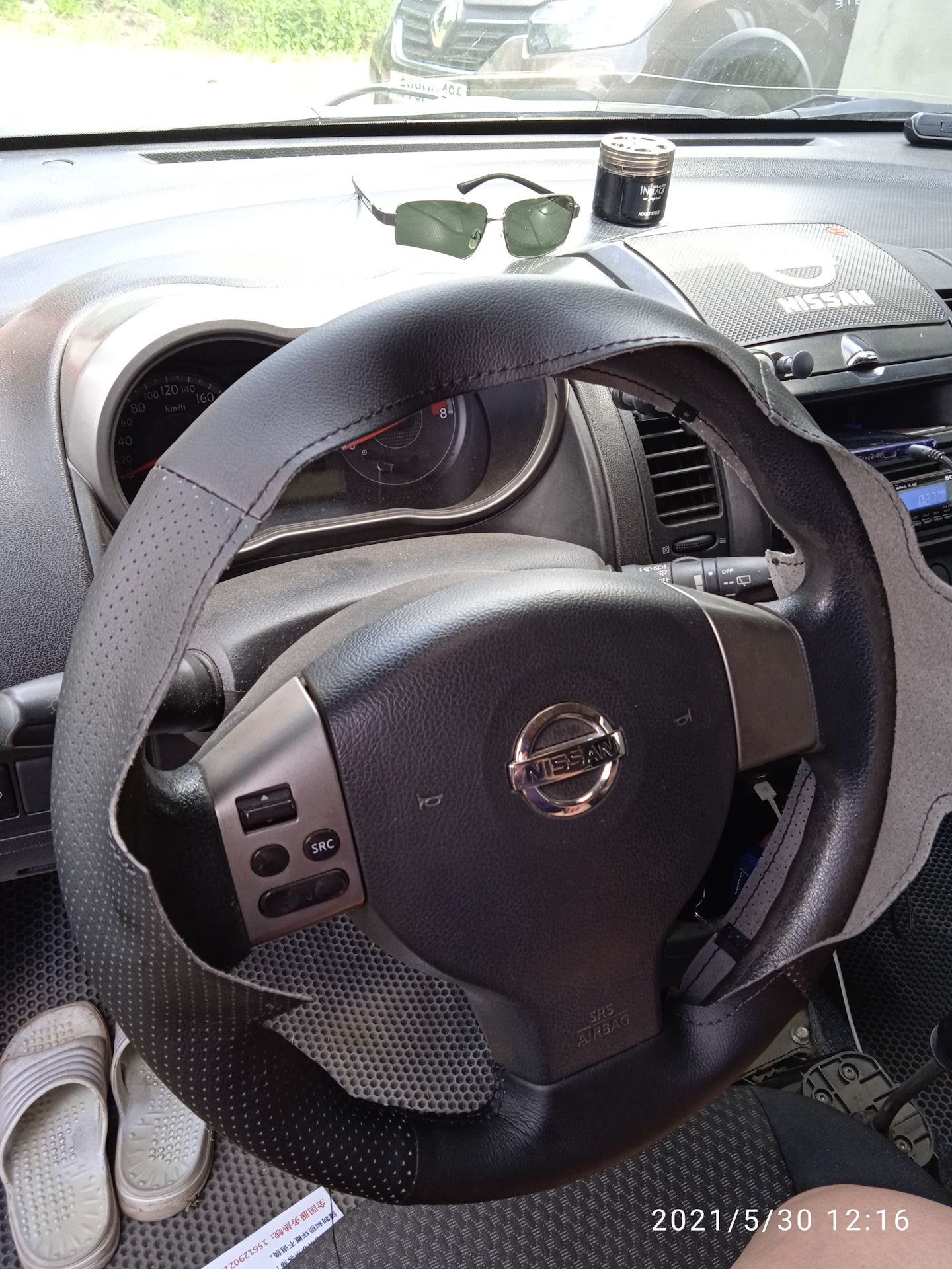 Оплетка на руль ниссан. Оплетка на руль ниссан. Оплетка на руль nissan. Nissan note руль. Руль ниссан тиида.