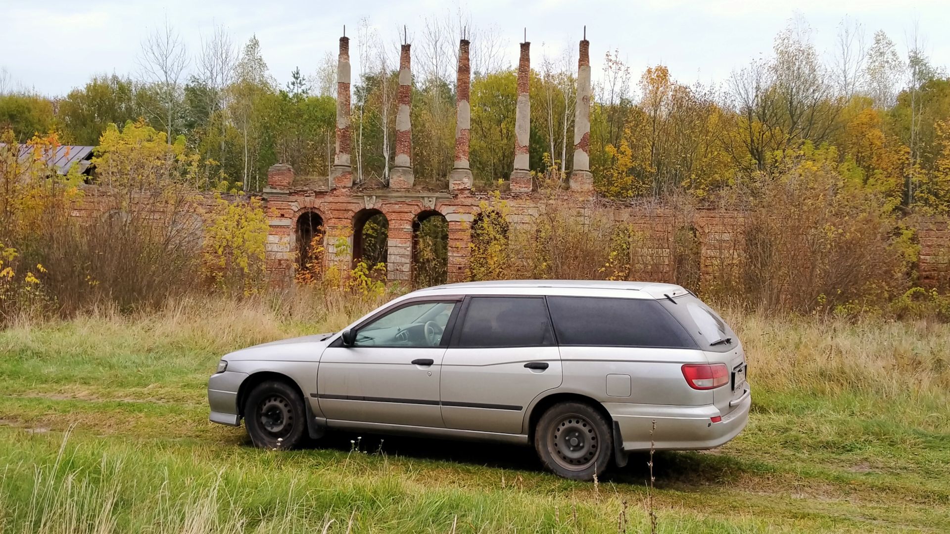 Nissan Expert (W11) 1.8 бензиновый 2002 | Сарай для поездочек на DRIVE2