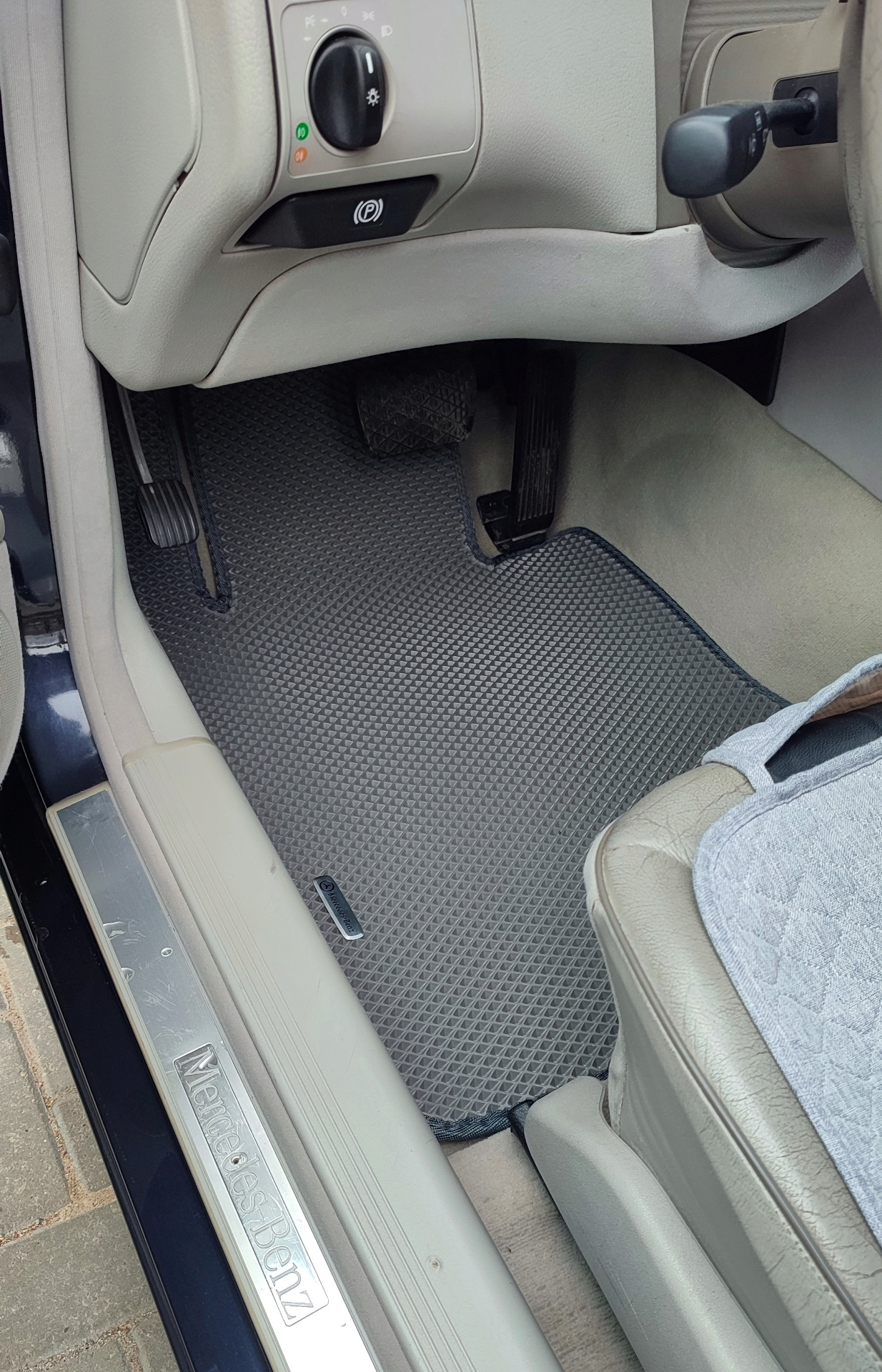 ЭВА коврики — Mercedes-Benz E-Class (W210), 3,2 л, 2001 года ...