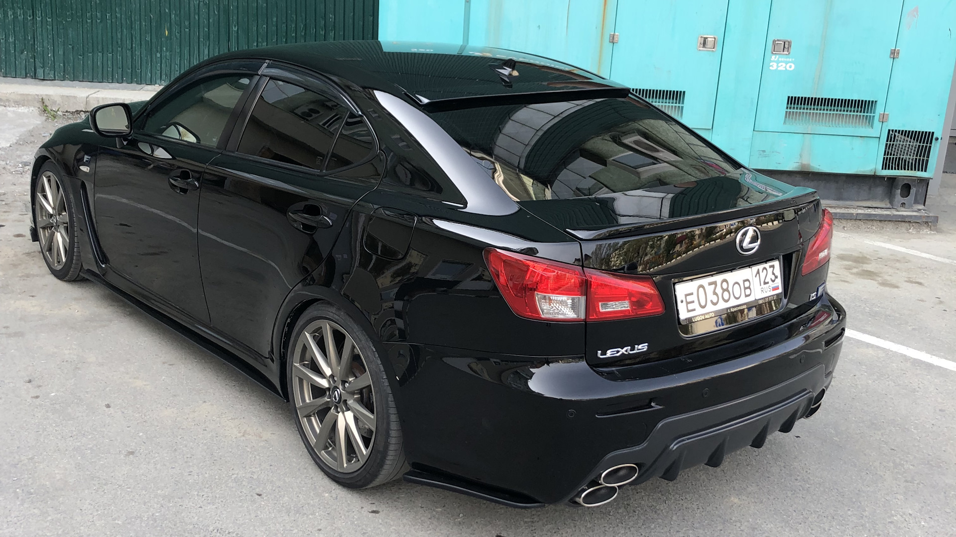 Lexus IS-F 5.0 бензиновый 2008 | Чёрный на DRIVE2