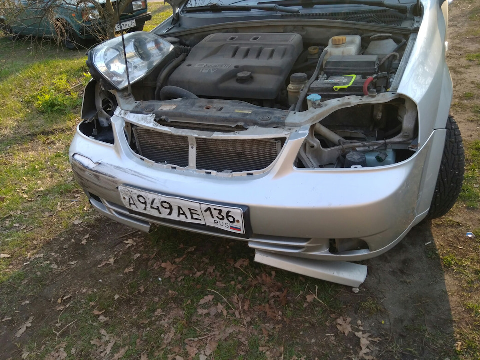 lacetti chevrolet без бампера