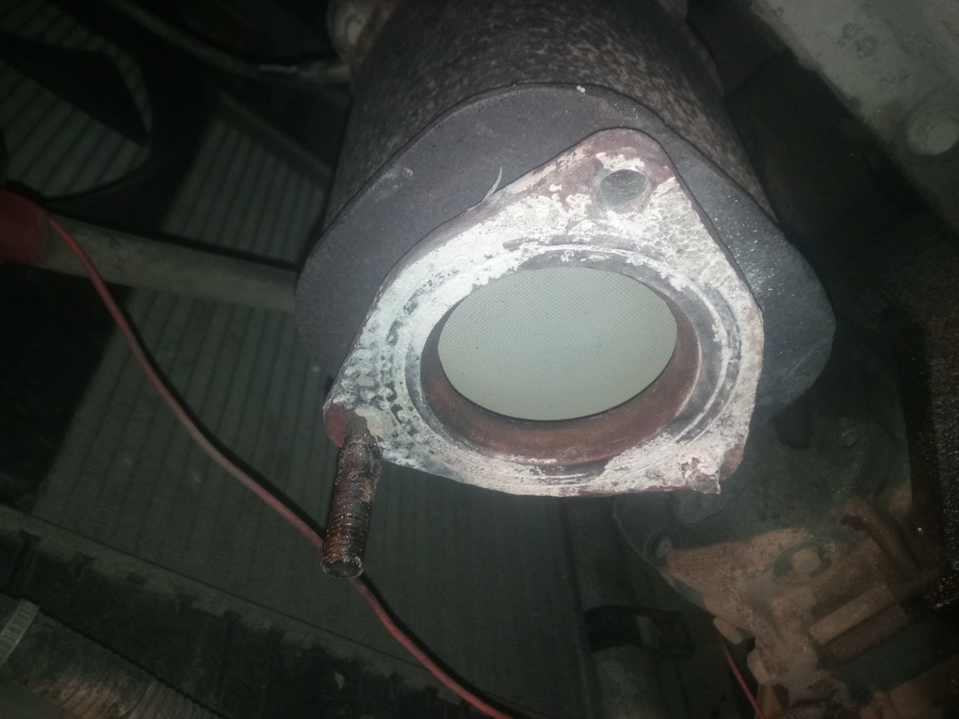 После удаление катализатора появился запах. После удаление катализатора появился запах. 2 пламегаситель. После удаление катализатора появился запах. Стронгер под датчик кислорода.