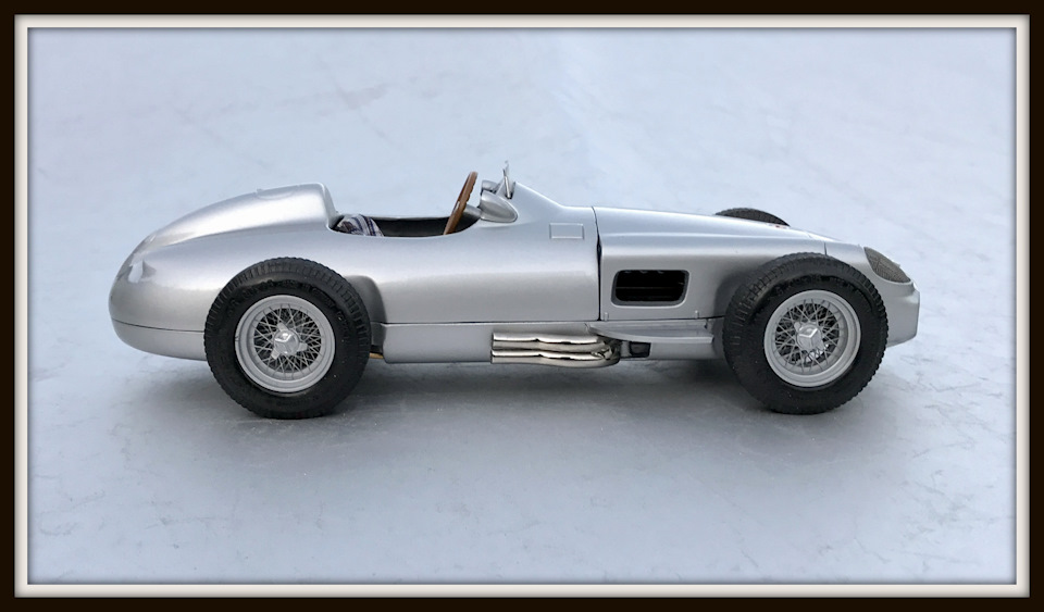 Mercedes Benz W196 Silberfeil — Monoposto 1954/1955 (1/18 Mercedes Benz W196 Silberfeil — Monoposto 1954/1955 (1/18