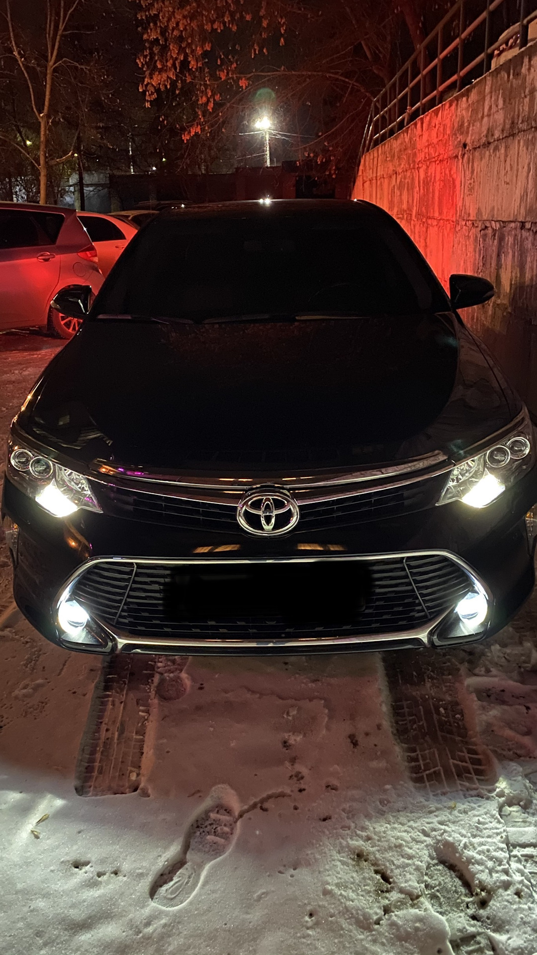 Камри фото ночью Покупка авто и знакомство с брендом Toyota - Toyota Camry (XV50), 2,5 л, 2018 го