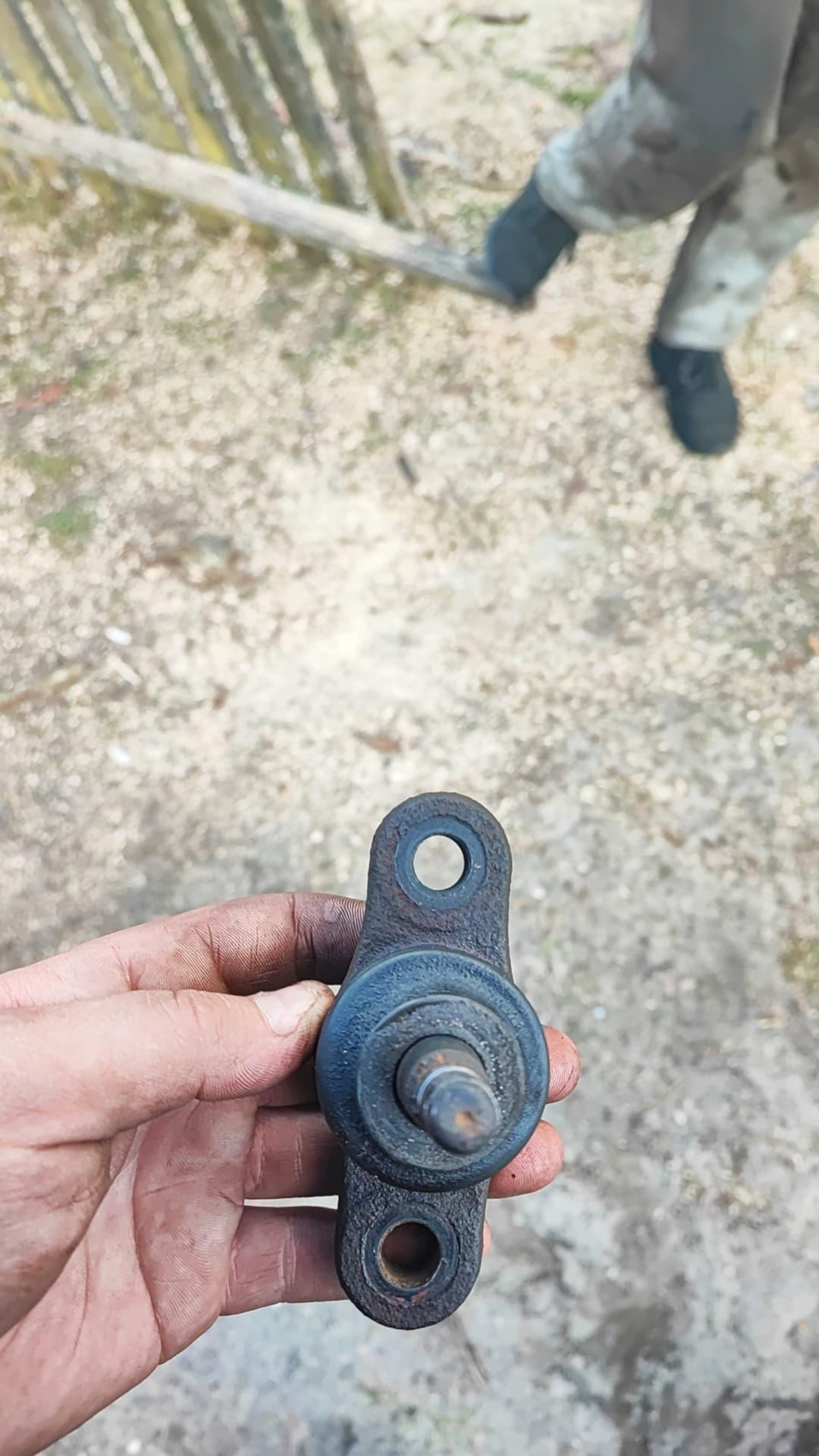 [Решено] Kia Ceed после замены правой шаровой тянет руль — KIA Ceed (1G ...