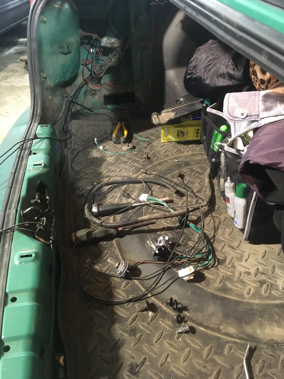 Подключение парктроников и всякой мелочи по электрике — Hyundai Accent ...