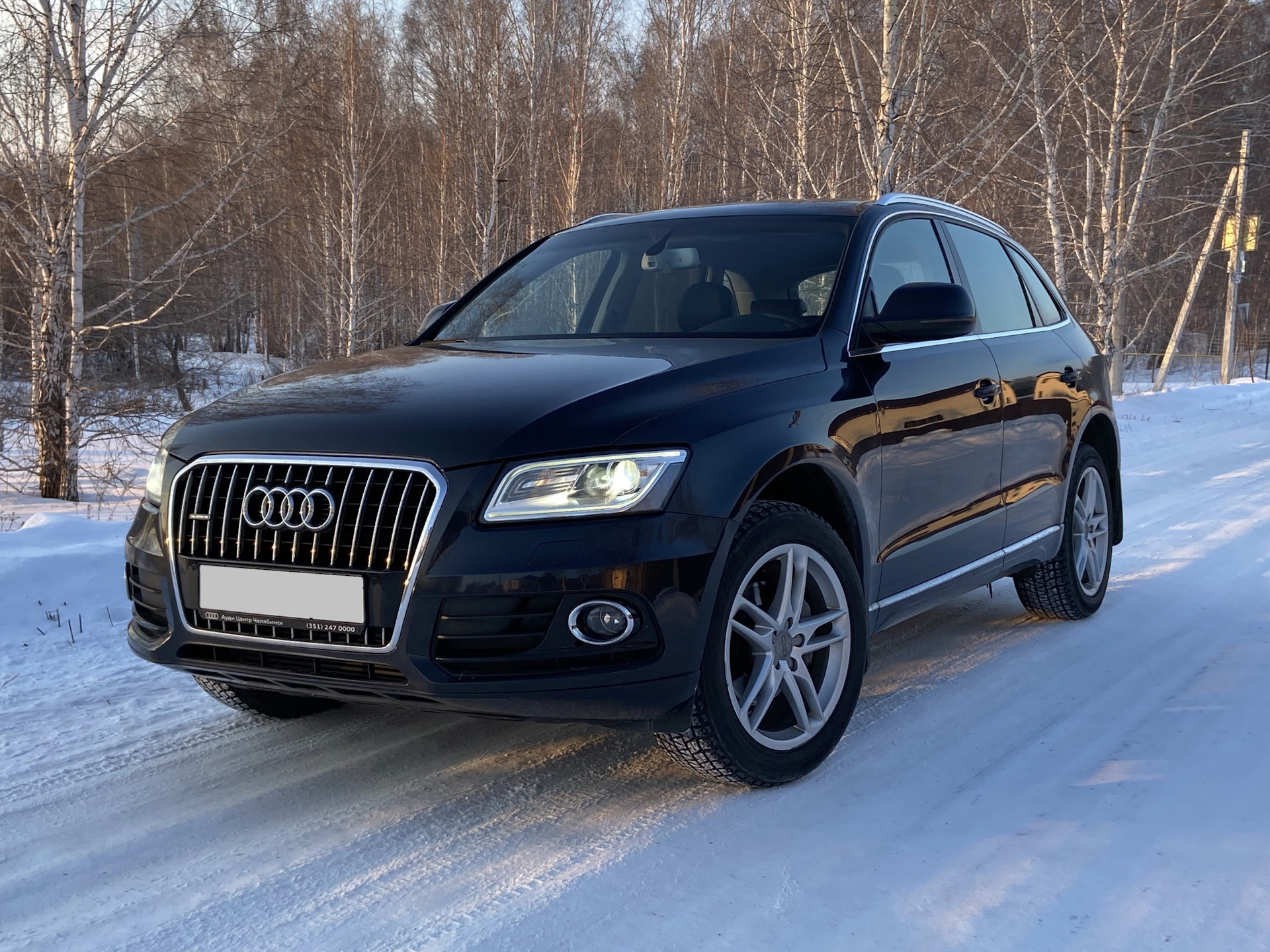 Саха 122 л с. Audi q5. Машина Ауди q3.