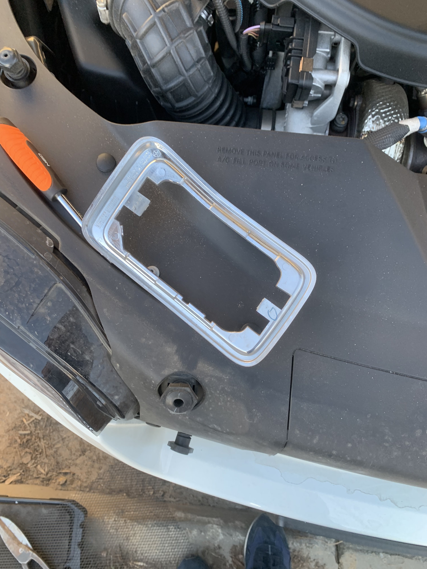 Сетка в решетку капота — Jeep Cherokee (KL), 2,2 л, 2018 года ...