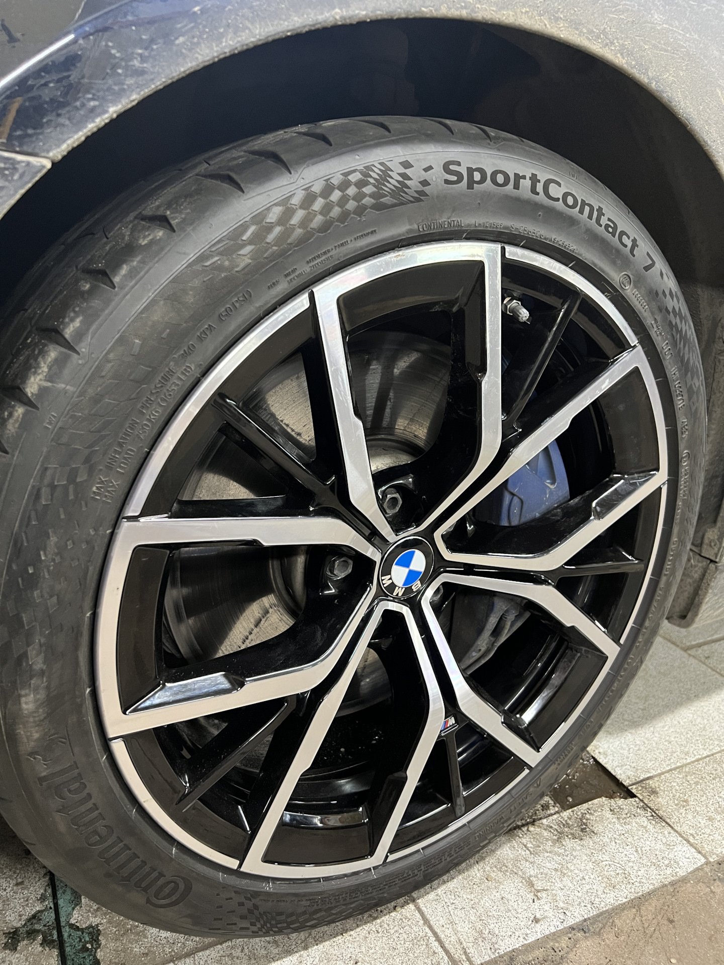 Колеса на лето — BMW 5 series (G30), 3 л, 2017 года | колёсные диски ...