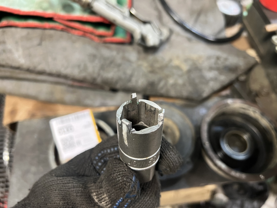 31. Переборка насоса ГУР и замена подшипника муфты компрессора ...