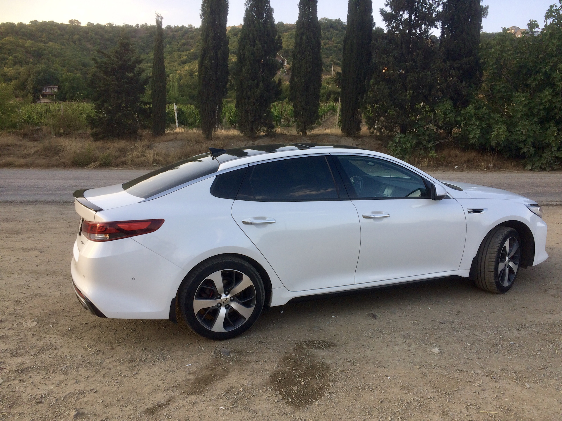 Kia Optima 4 спойлер