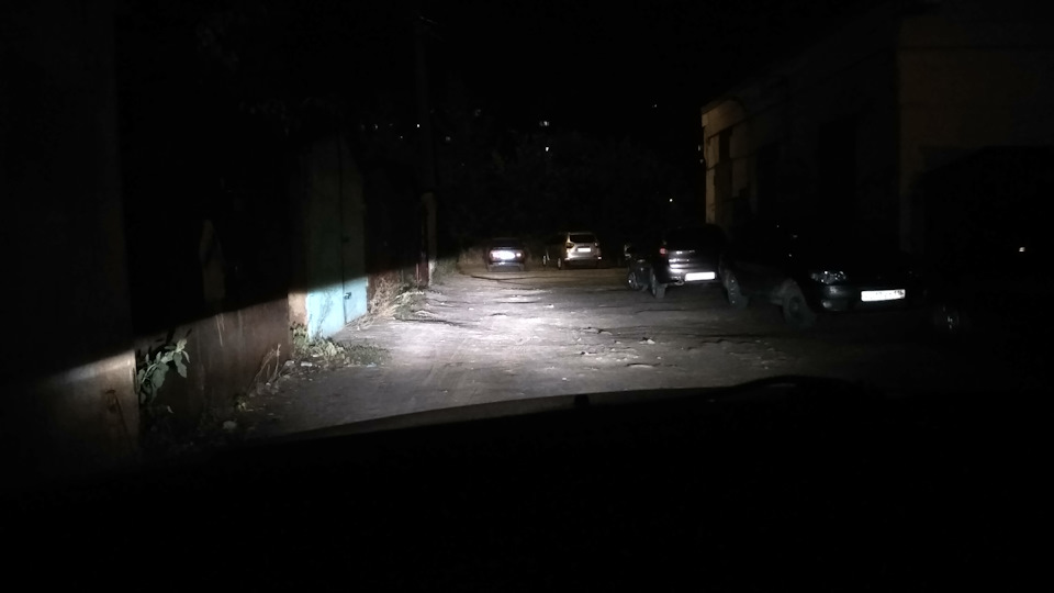 Сам свет ночью… Обратите внимание как обочины освещаются. — Daewoo Gentra