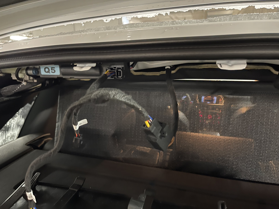 Закрытие багажника с кнопки. — Audi Q5 (1G), 2 л, 2010 года | своими ...