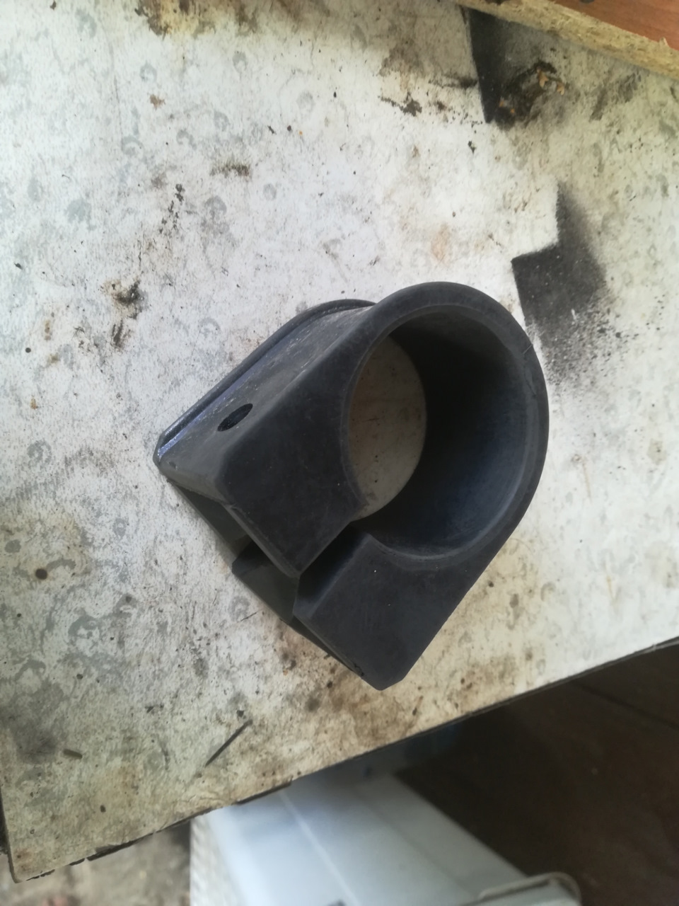 Замена втулки рулевой рейки — Geely Emgrand EC7 FE-1, 1,8 л, 2013 года ...