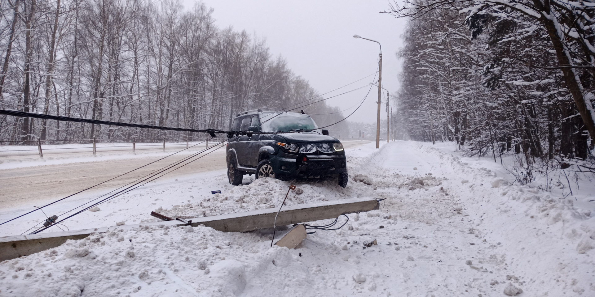 Фото дтп уаз патриот