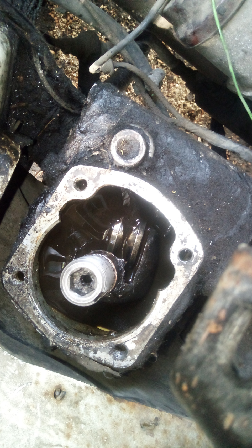 устранение стука рулевого редуктора — ГАЗ 3110, 2,4 л, 1999 года ...