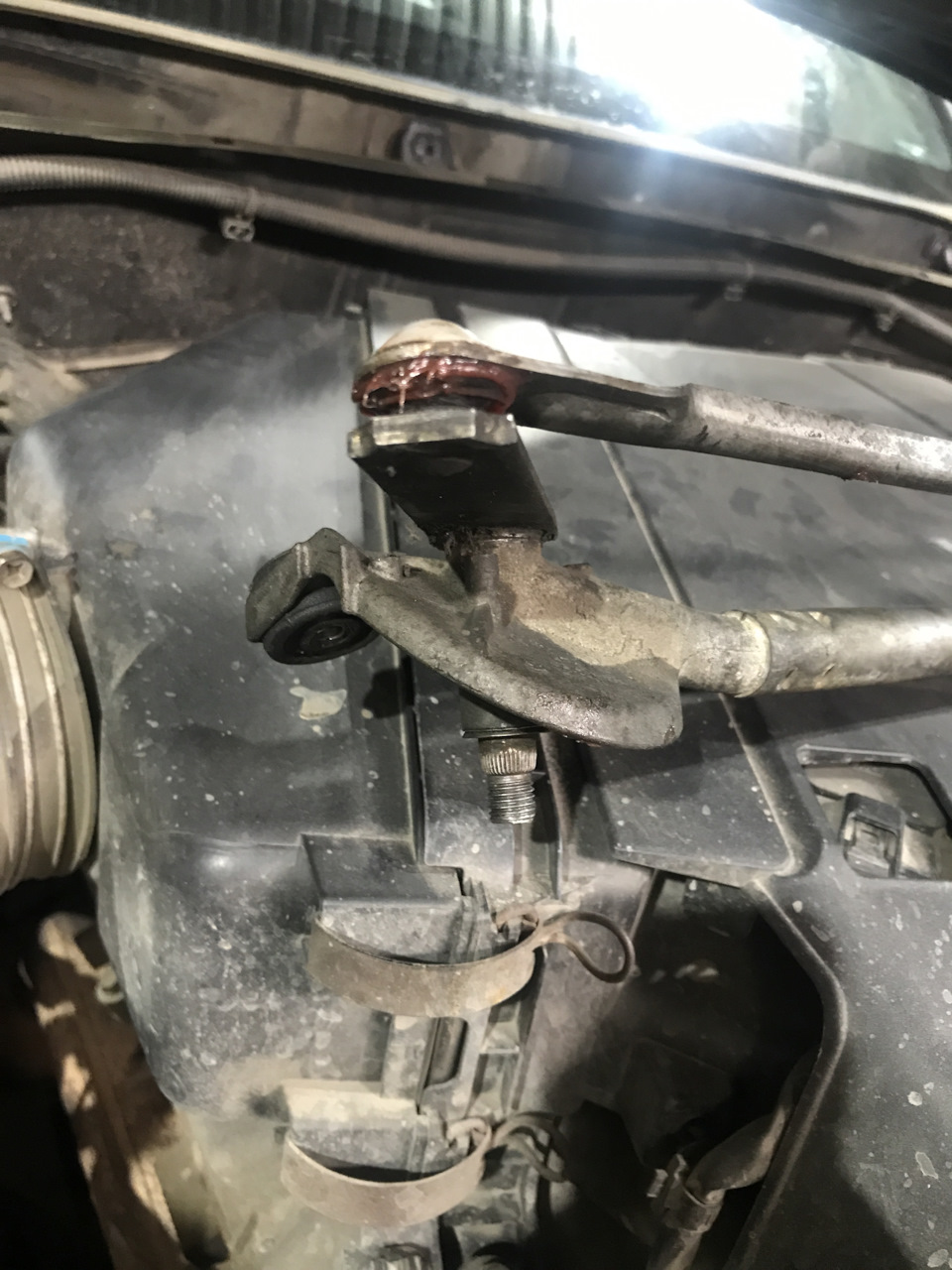 Ревизия трапеции дворников Прадо 120 — Toyota Land Cruiser Prado 120 ...