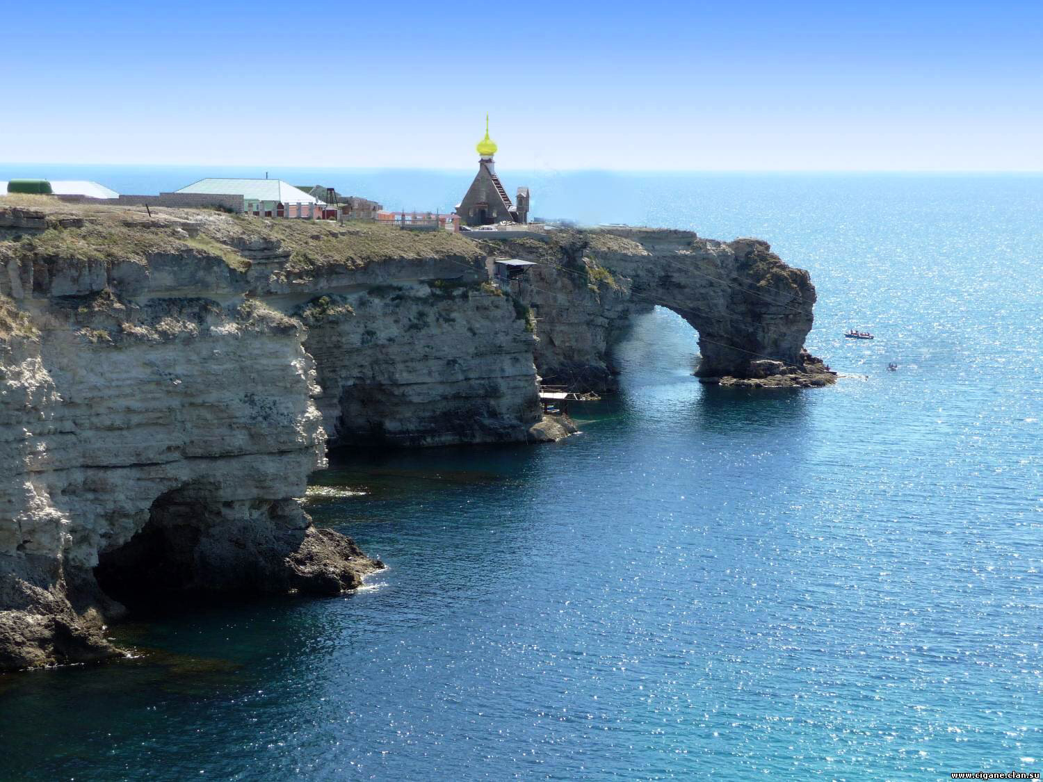 Крым мыс Тарханкут село Оленевка