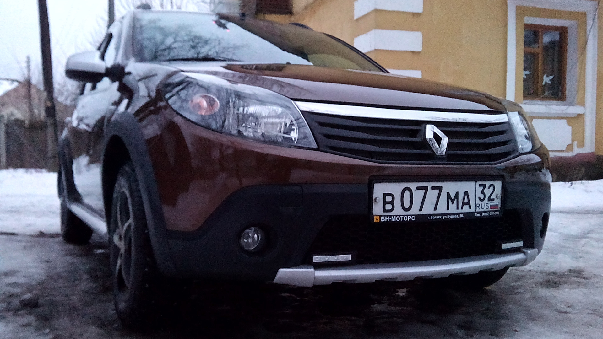 Renault Sandero Stepway (1G) 1.6 бензиновый 2014 | Орех на DRIVE2