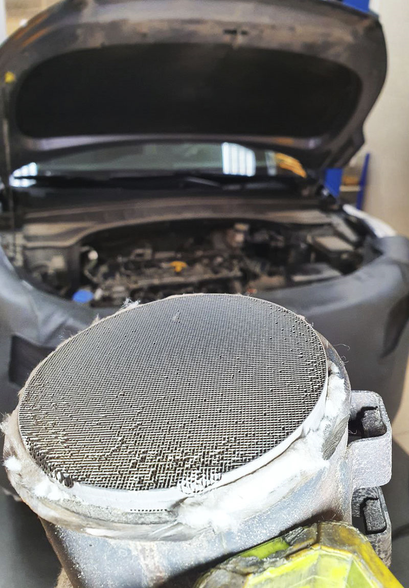 Кронштейн катализатора крета 2. 6. Катализатор крета 2. Пламегаситель крета. Катализатор хендай крета.