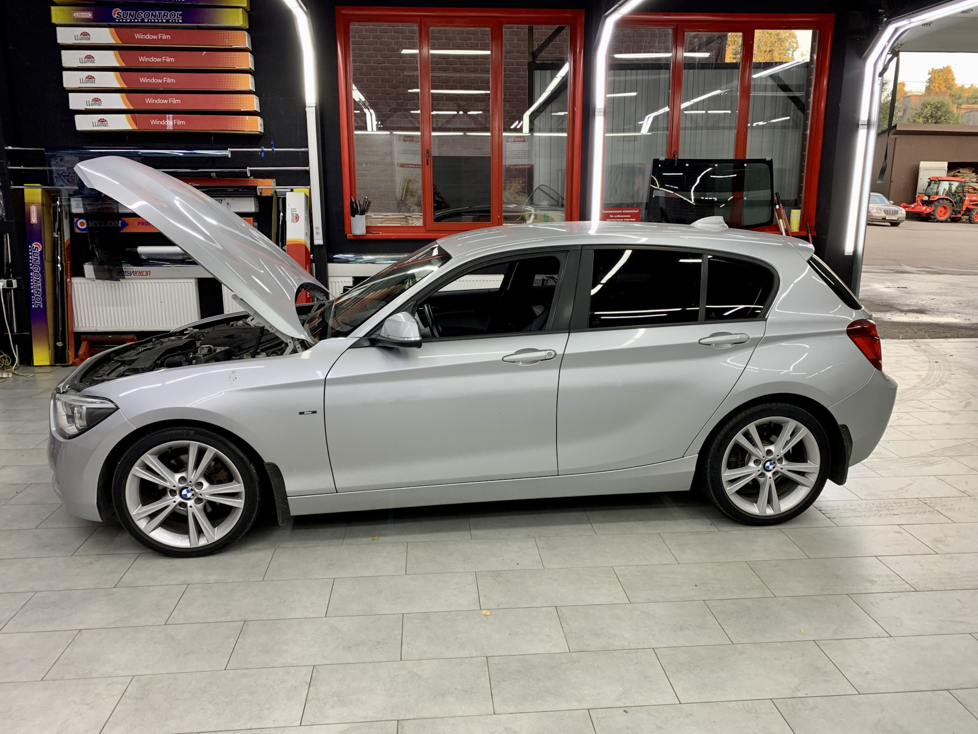 Про оригинал, стекло и дворники — BMW 1 series (F20), 1,6 л, 2012 года ...