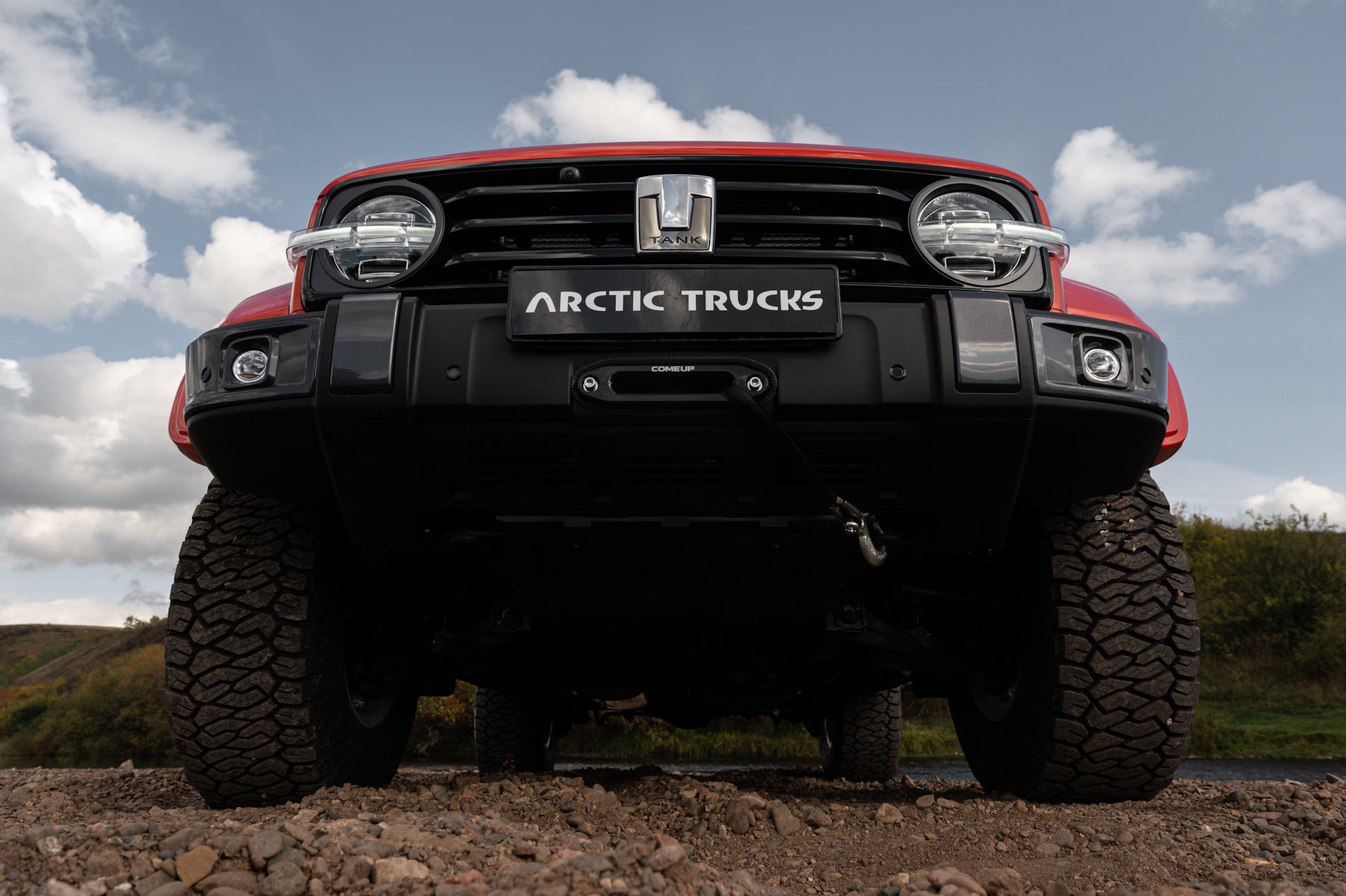 Mitsubishi l200 arctic trucks. Toyota land cruiser 300 arctic trucks at35. Тойота ленд круизер 300 арктика. Toyota land cruiser prado arctic trucks 2020. Танк арктик тракс.