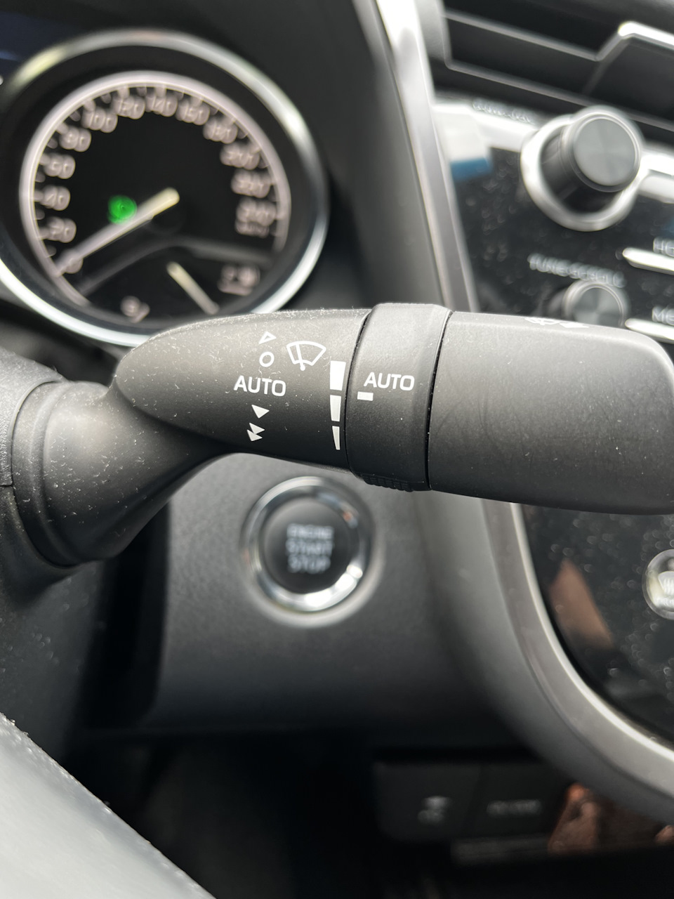Переключатель дворников — Toyota Camry (XV70), 2,5 л, 2019 года ...