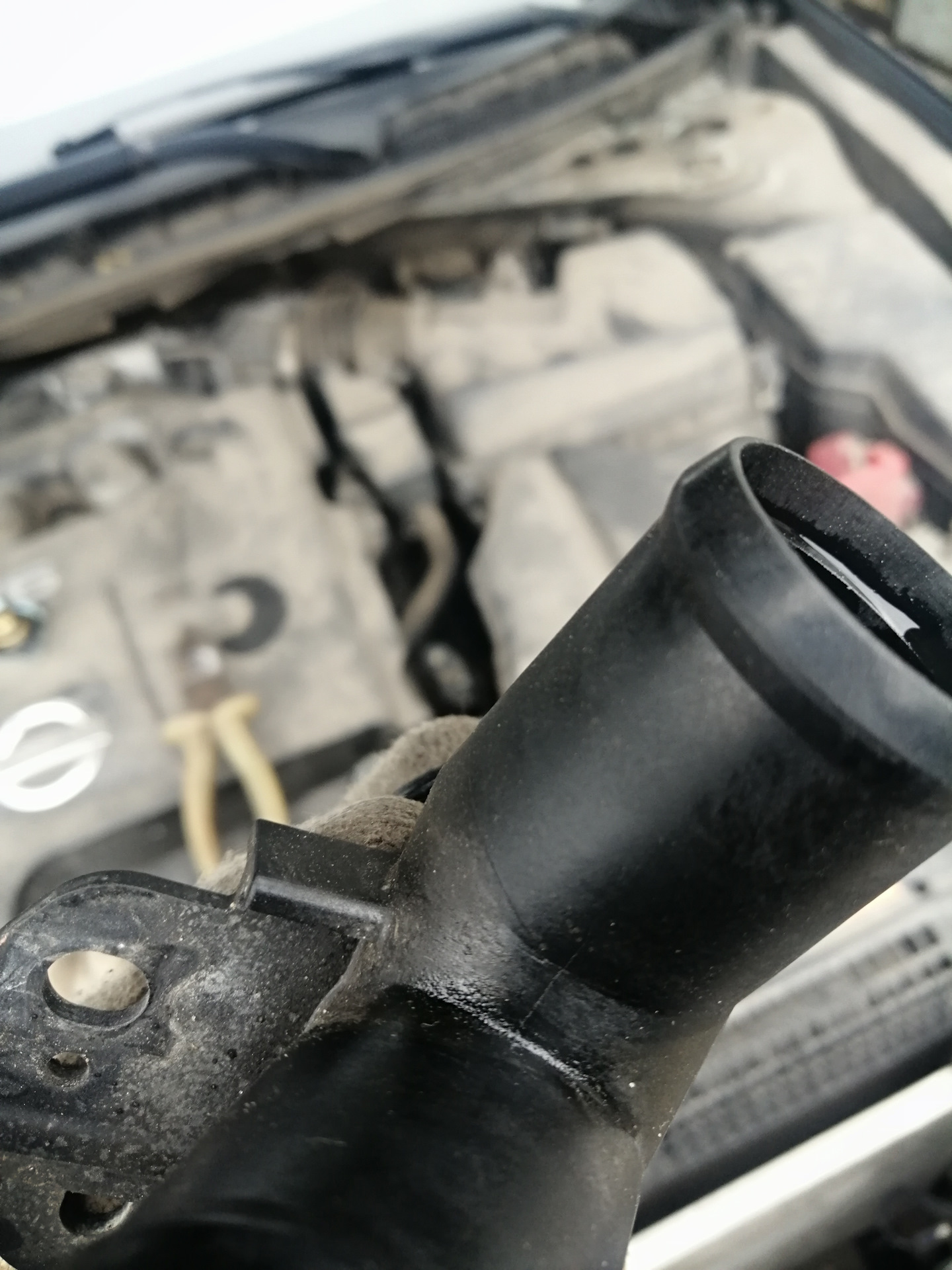 Тройник Радиатора j32 ( запах гари в салоне) — Nissan Teana (J32), 2,5 ...