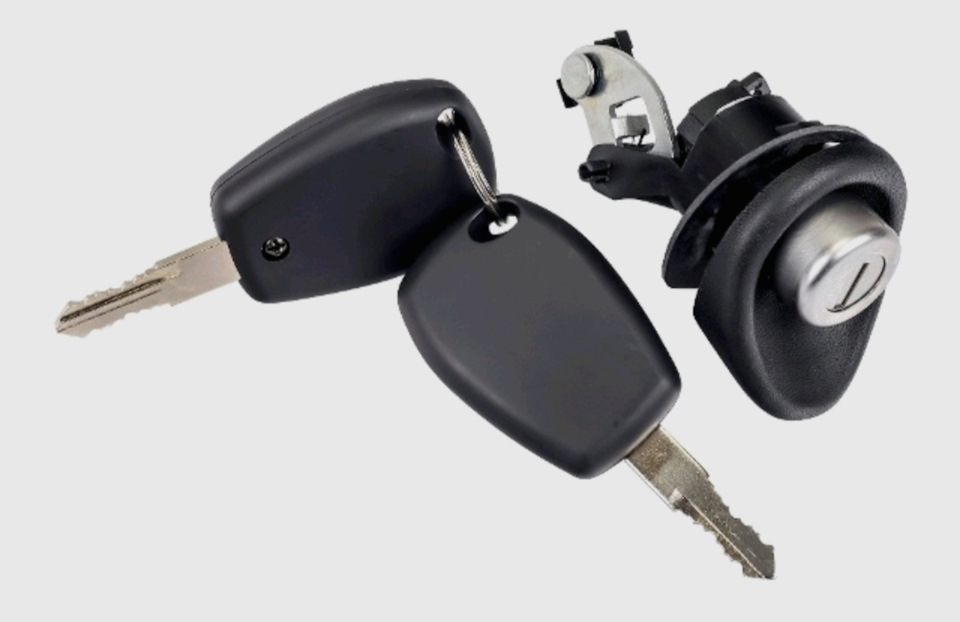 Замена личины замка багажника — Renault Logan (1G), 1,4 л, 2006 года ...