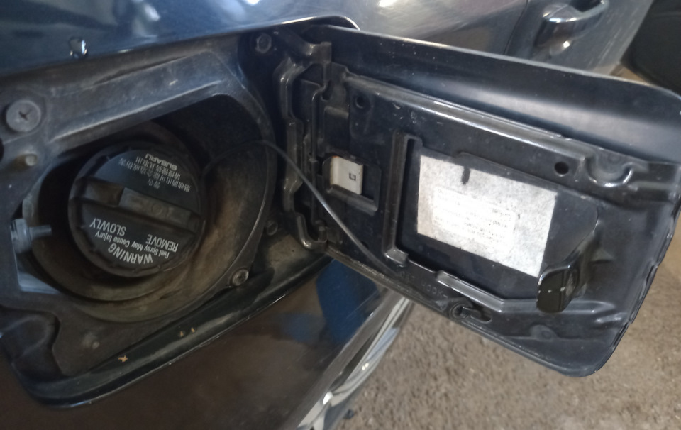#31 Клипса крышки бензобака — Subaru Impreza (GE, GH), 2 л, 2008 года ...