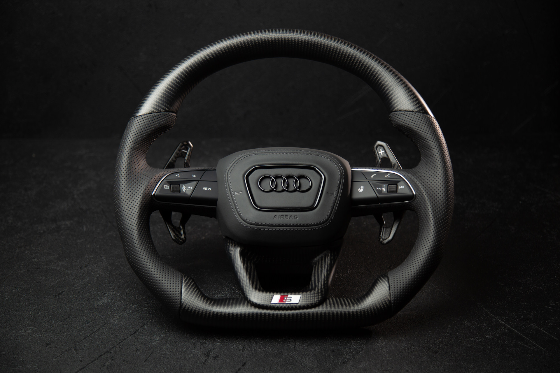 Руль с подогревом Audi Q7 / SQ7 Матовый карбон — VAG TRADE на DRIVE2
