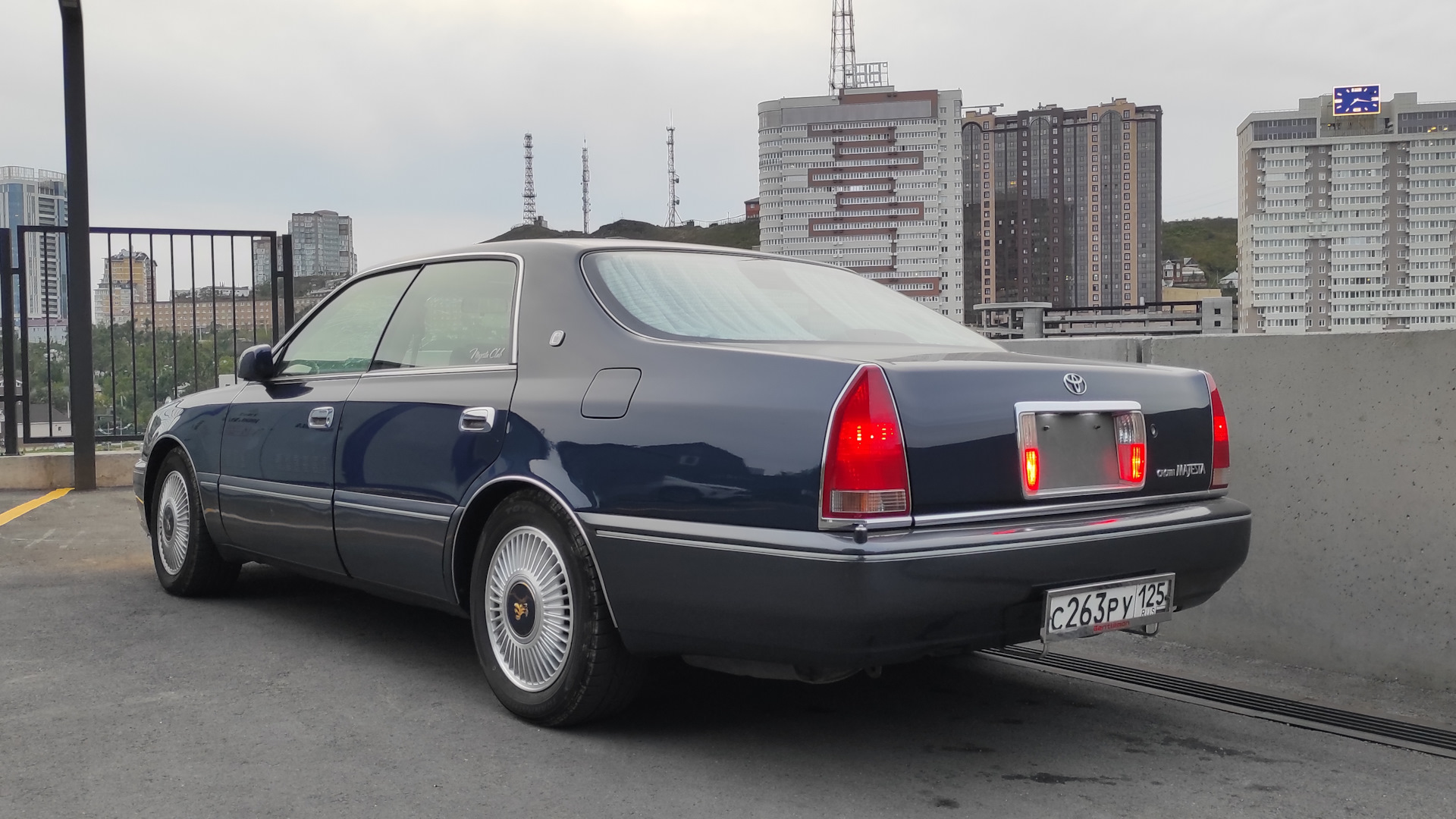 Toyota Crown Majesta (S150) 4.0 бензиновый 1996 | на DRIVE2