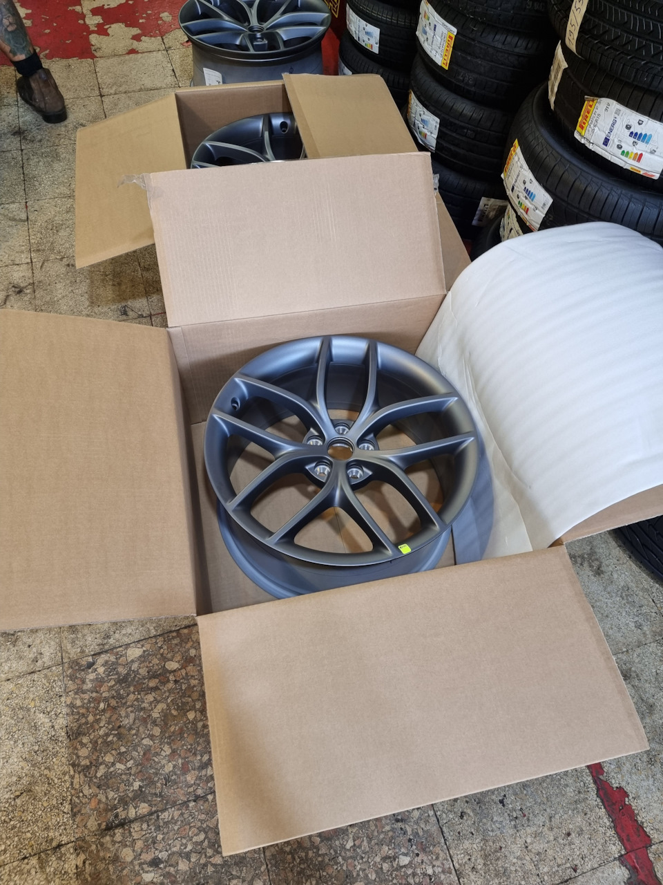 Фото в бортжурнале Tesla Model 3