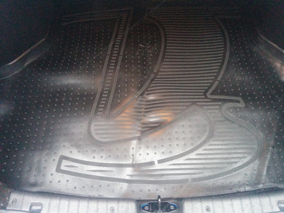 Коврик в багажник — Lada Гранта (2G) FL, 1,6 л, 2019 года | аксессуары ...