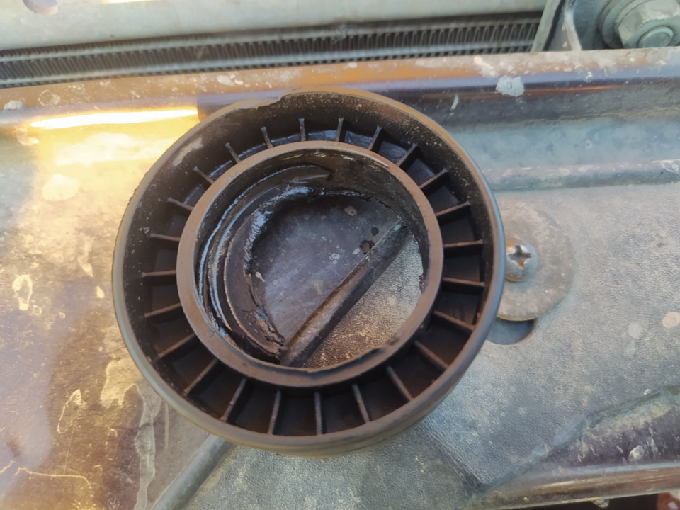 Подшипник натяжного ролика. — УАЗ Patriot, 2,7 л, 2017 года | поломка ...