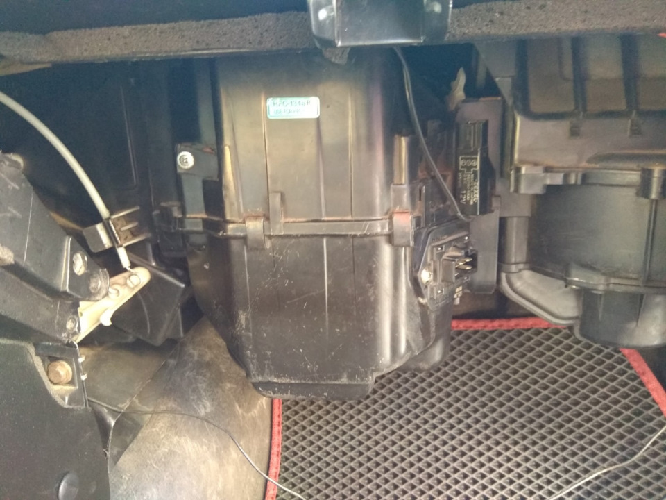 Фото в бортжурнале Opel Frontera A Basic