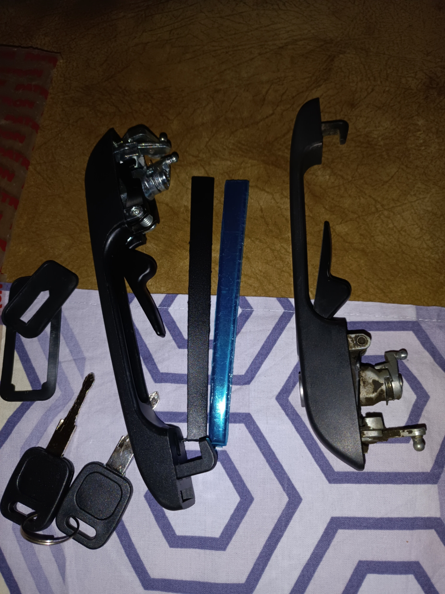 Эх Ручки Ручечки)) — Audi 100 (C3), 1,8 л, 1986 года | запчасти | DRIVE2