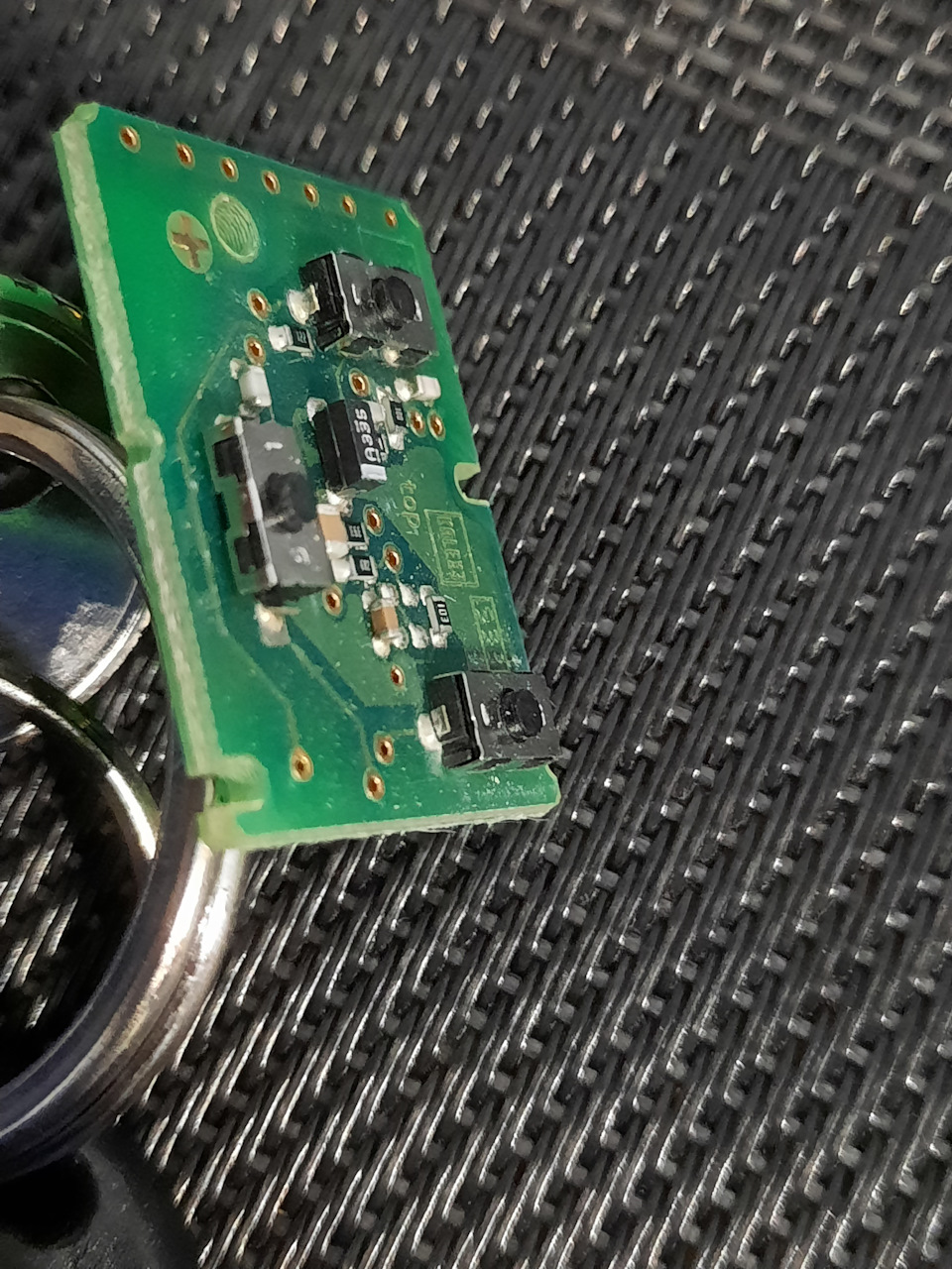 Ремонт Брелка ЦЗ — Ford Fusion, 1,6 л, 2005 года | электроника | DRIVE2