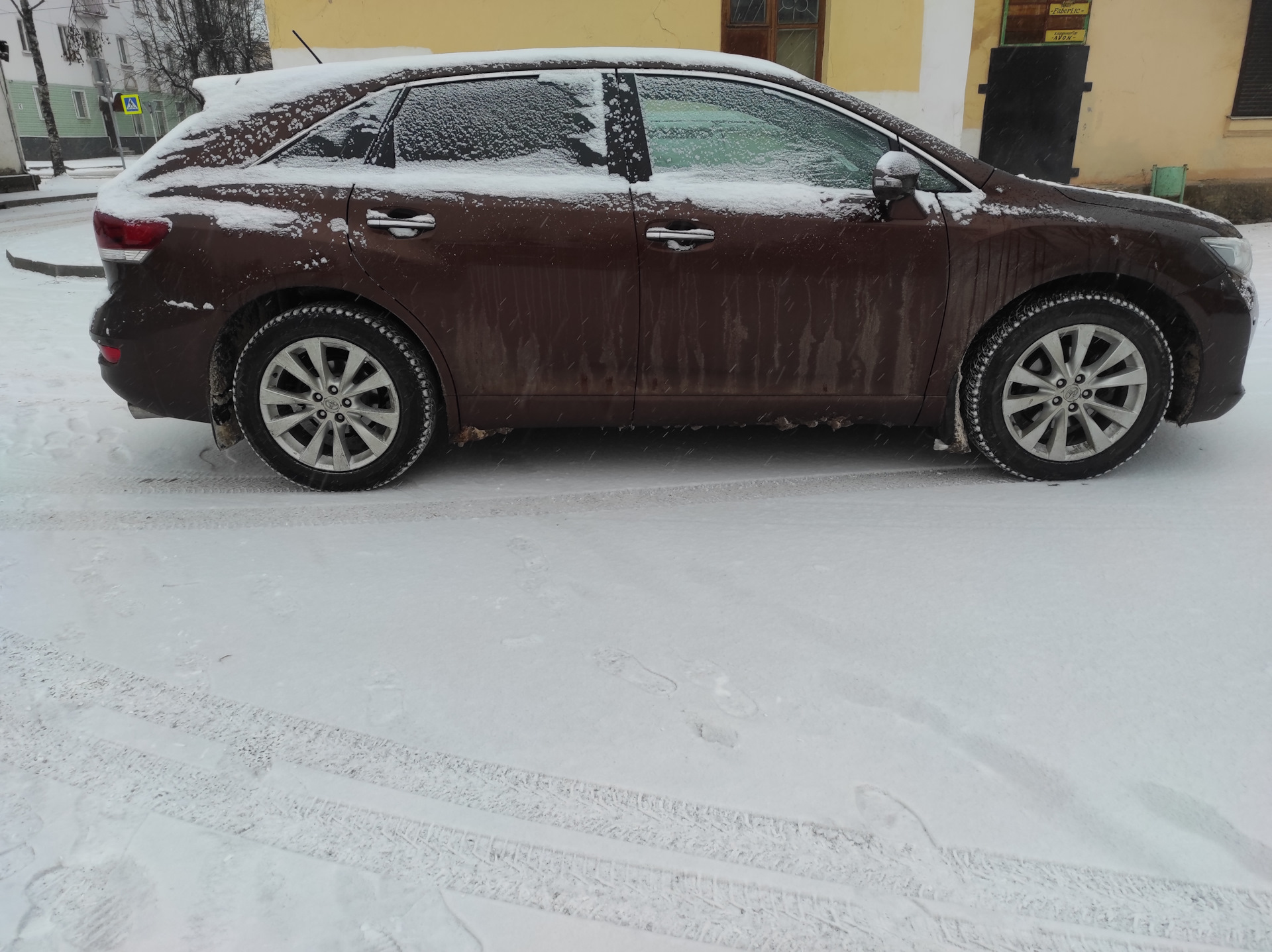 255/55r19 maxxis. Тойота венза радиус колеса. Венза резина. Венза резина. Венза резина.