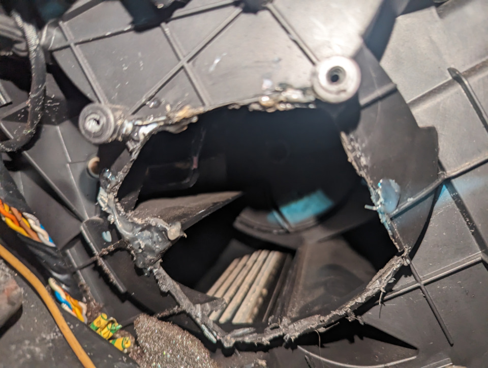 Печка Пежо 407 — Peugeot 407, 2 л, 2007 года | поломка | DRIVE2