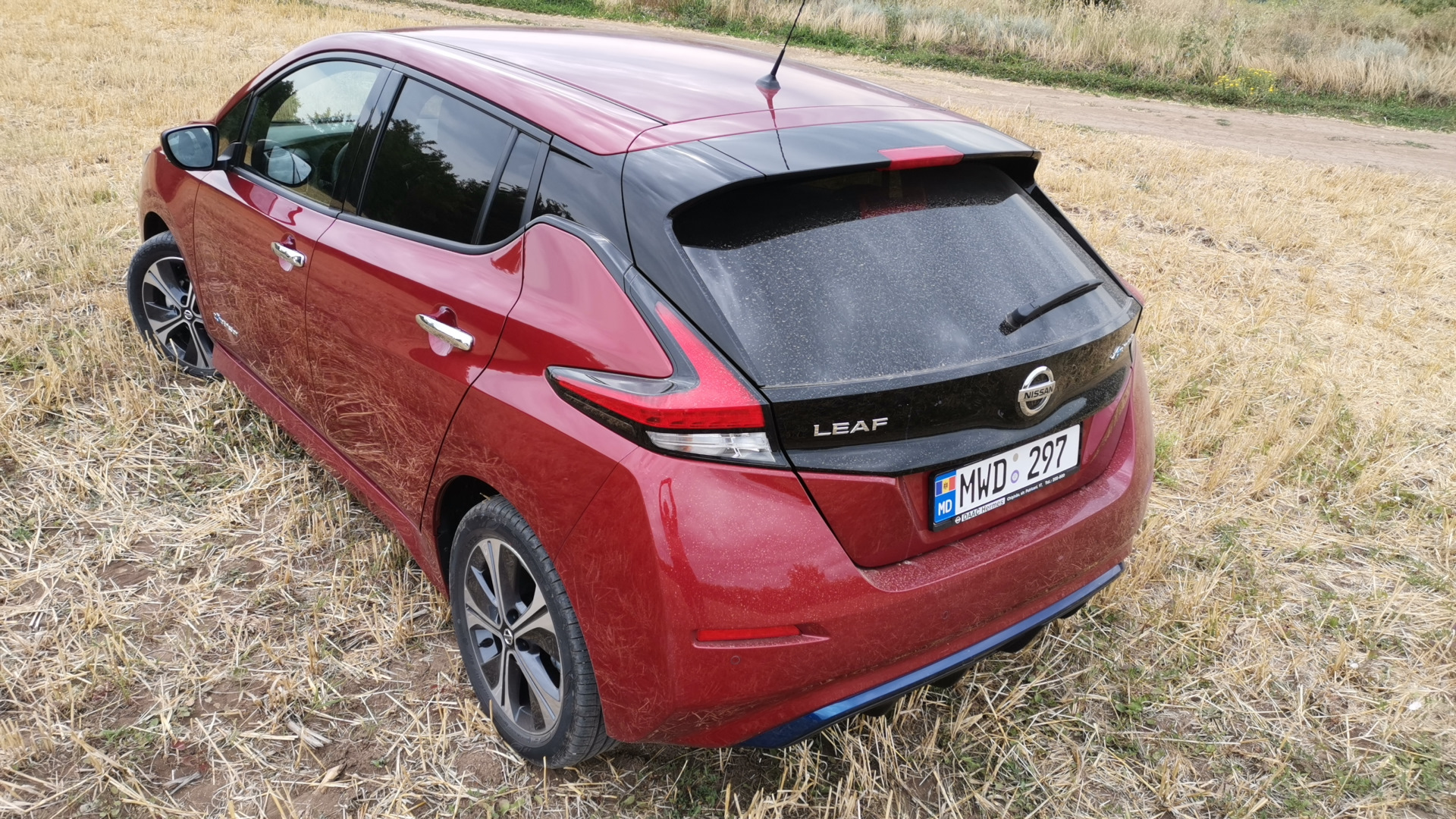 Nissan Leaf ze1. Nissan Leaf 2017 ze1. Nissan Leaf ze1 Nismo. Nissan Leaf ze1 back.
