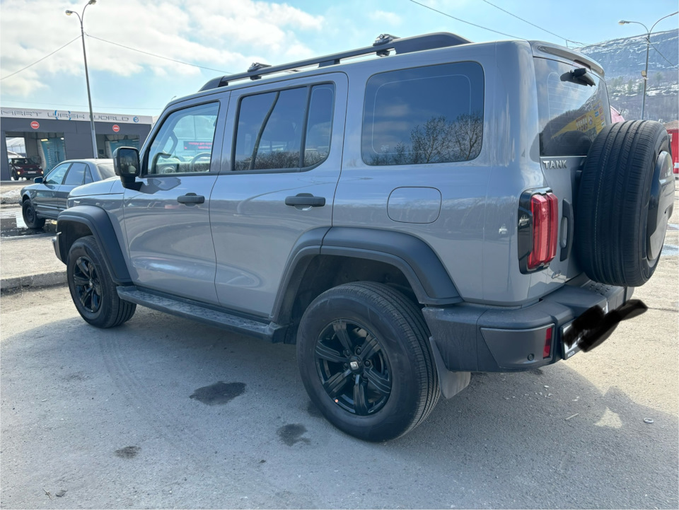 Уже на лете — Tank 300