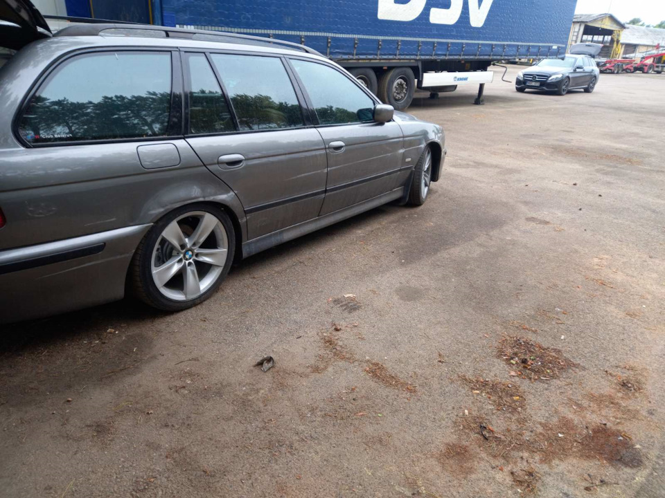 Вильнюс #3/1: полоса неудач… — BMW 5 series Touring (E39), 2,9 л, 2002 ...