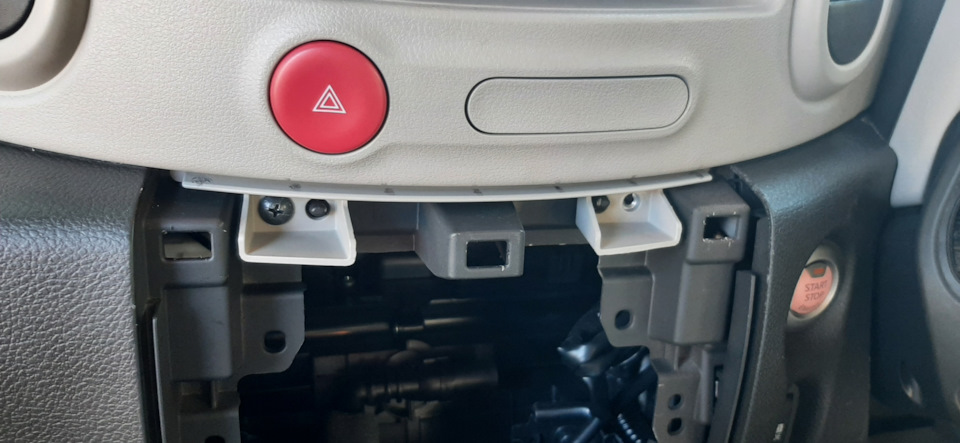 Юсби в магнитолу эклипс, снятие магнитолы с ниссан куб z12 — Nissan ...